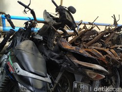 Bertambah, Motor yang Dibakar Suporter Persebaya-Arema Jadi 13