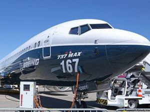 Skandal Baru Boeing 737 MAX, Ada Serpihan Tertinggal di Tangki Bahan Bakar!