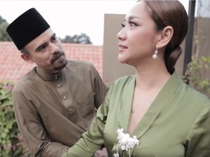 Senyum BCL di Tengah Lelahnya Senyum BCL di Tengah Lelahnya