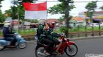 Ragam Aksi Bonek Demi Bajul Ijo