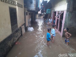 Kelurahan Kampung Melayu: Banjir di Kebon Pala Limpasan dari Depok dan Bogor