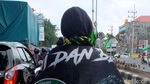 Ragam Aksi Bonek Demi Bajul Ijo