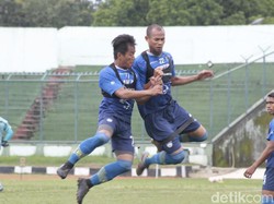 Persib Bandung Pasang Target Tinggi Tahun Ini
