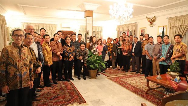 Dubes RI untuk Senegal Mansyur Pangeran bertemu perwakilan RI membahas proyek prestisius di Afrika