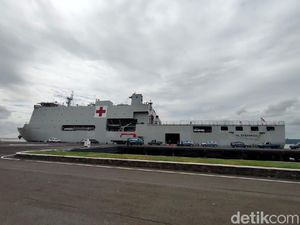 Kapal Perang KRI Dr Soeharso Bersiap Jemput 74 ABK Diamond Princess