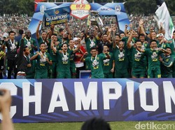 Skor tersebut memastikan Persebaya meraih gelar Piala Gubernur Jatim 2020.