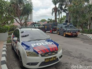 Skuad Persija Diangkut Barakuda ke GOR Sidoarjo