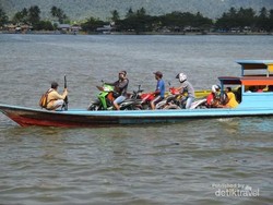 Di Provinsi Termuda Indonesia, ke Mana-mana Lewat Sungai