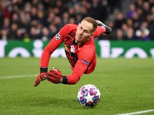 Peter Gulacsi: Terbuang dari Si Merah, Berkilau dengan Banteng Merah