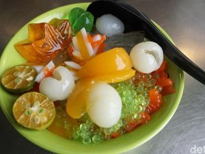 5 Es Campur Legendaris di Jakarta yang Sudah Terkenal Nikmat 5 Es Campur Legendaris di Jakarta yang Sudah Terkenal Nikmat