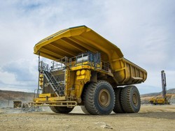 Ini Kendaraan Listrik Terbesar di Dunia, Bobotnya 290 Ton