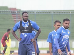 Persib Pinjamkan Geoffrey Castillion ke Como, Ini Fakta di Baliknya