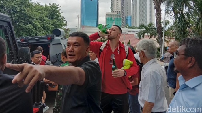 Tim persija masuk barakuda