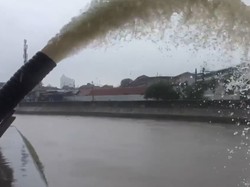 Antisipasi Banjir Kampung Pulo, Dinas SDA DKI Kosongkan Drainase