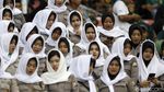 Begini Cara Tim Asmaul Husna Ademkan Bonek