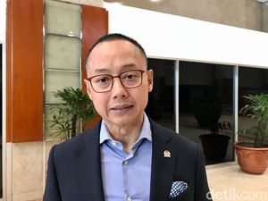 Komisi VII DPR Akan Panggil Pertamina soal Kebakaran Kilang Balongan Komisi VII DPR Akan Panggil Pertamina soal Kebakaran Kilang Balongan
