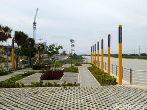Foto: Banjir Kanal Barat yang Hits di Semarang