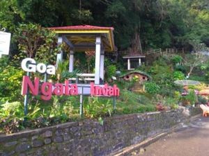 Unik! Rest Area Ngalau Indah Punya Gua Alam nan Indah