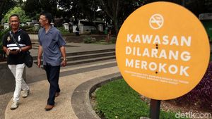 Asyik! Taman Balai Kota Bandung Kini Bebas Asap Rokok