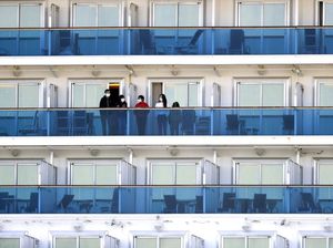 Penumpang Tersisa di Kapal Pesiar Jepang Dipindahkan ke Fasilitas Khusus