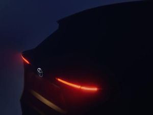 Toyota Yaris Versi SUV Meluncur Bulan Depan Toyota Yaris Versi SUV Meluncur Bulan Depan