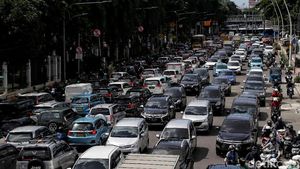 Tugu Tani-Monas Macet Total Imbas Pengalihan Arus Aksi 212