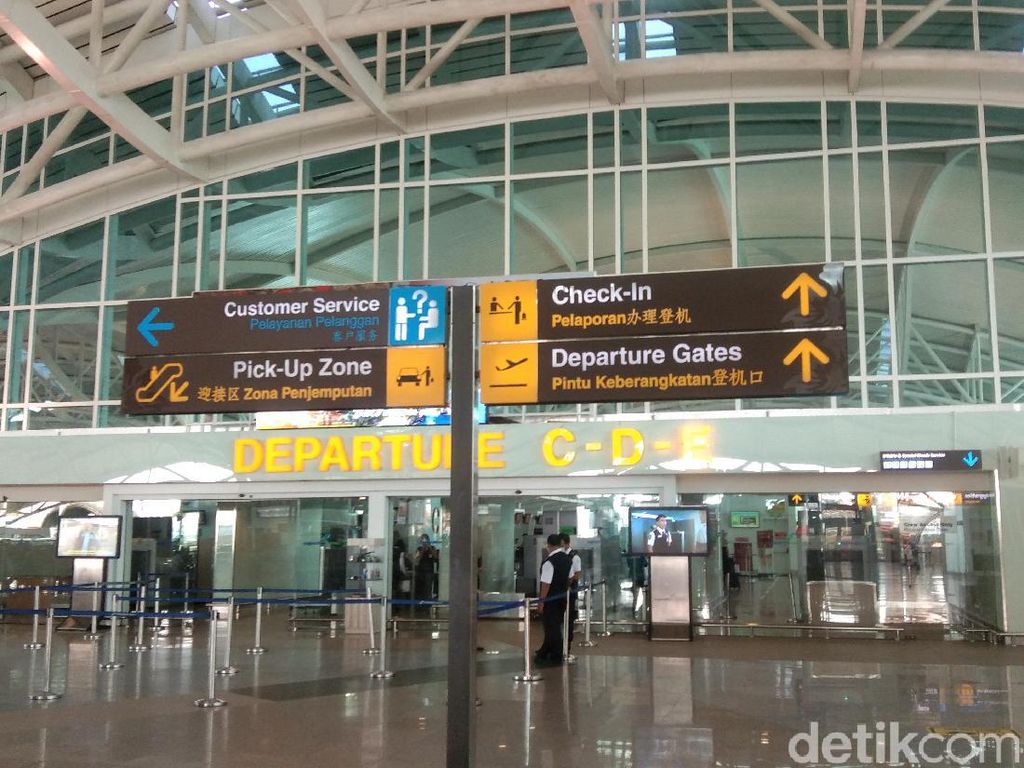 Hardware Bermasalah, Sistem Imigrasi Bandara Ngurah Rai Sempat Terganggu Hardware Bermasalah, Sistem Imigrasi Bandara Ngurah Rai Sempat Terganggu