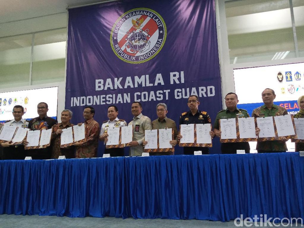 Bakamla Bikin Kesepakatan Bersama soal Natuna, Mahfud Md: Cegah Kapal Asing Bakamla Bikin Kesepakatan Bersama soal Natuna, Mahfud Md: Cegah Kapal Asing