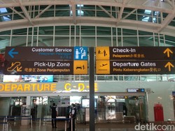 Ada Virus Corona, Bandara AP I Sepi?