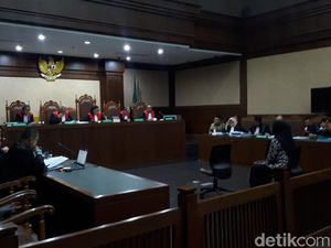 Jaksa Cecar Istri Eks Aspri soal Tagihan Kartu Kredit Imam Nahrawi Jaksa Cecar Istri Eks Aspri soal Tagihan Kartu Kredit Imam Nahrawi