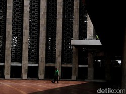 Ikuti Instruksi Anies, Istiqlal Tak Adakan Salat Jumat Selama 2 Pekan