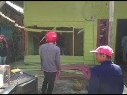 Gegara Sengketa Lahan, Rumah di Kendari Diamuk Masa
