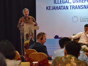 KKP Beberkan Beragam Modus Pencurian Ikan oleh Nelayan Asing