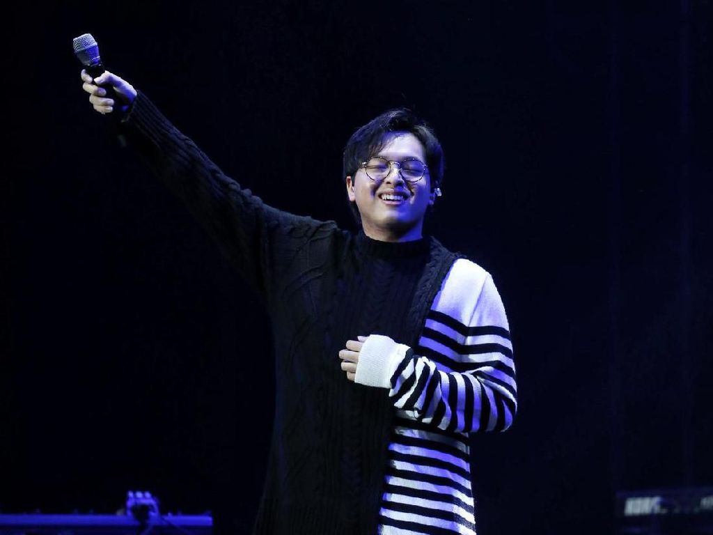 Arsy Widianto Yakin Syifa Hadju Pasangan Tepat Buat Duet Lagu Baru Arsy Widianto Yakin Syifa Hadju Pasangan Tepat Buat Duet Lagu Baru
