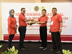 Sekjen MPR Ajak Alumni FH Unsoed Kerja Nyata untuk Masyarakat