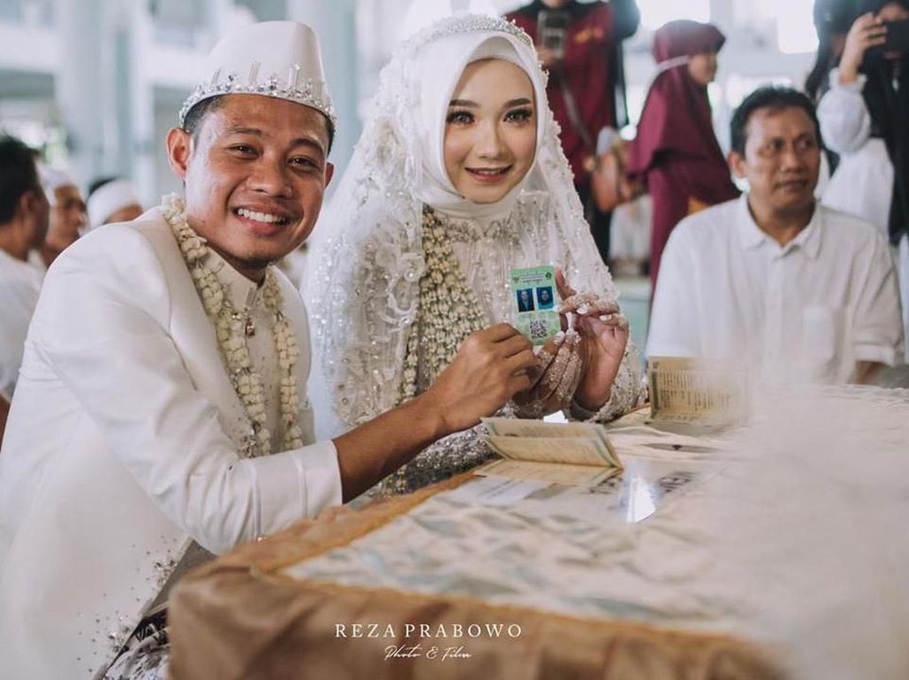 Selamat! Evan Dimas Resmi Menikah Selamat! Evan Dimas Resmi Menikah