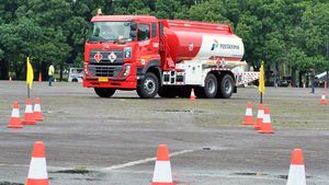 Tak Cuma Formula E, Ada Lho Kompetisi Truk Tanki BBM