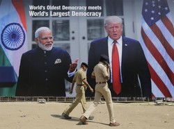 Video Trump Ancam Naikkan Tarif Impor untuk India gegara Beli Minyak Rusia