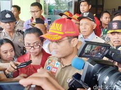 Kemensos Siapkan Tim Trauma Healing Bagi Siswa SMPN 1 Turi Kemensos Siapkan Tim Trauma Healing Bagi Siswa SMPN 1 Turi