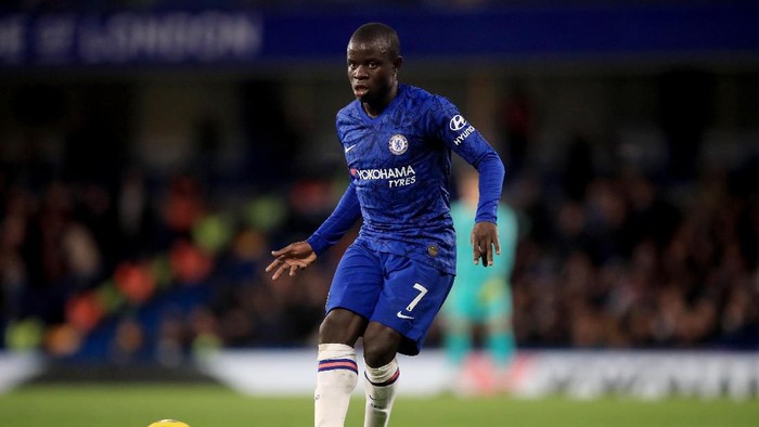LONDON, ENGLAND - DECEMBER 26: NGolo Kante of Chelsea during the Premier League match between Chelsea FC and Southampton FC at Stamford Bridge on December 26, 2019 in London, United Kingdom. (Photo by Marc Atkins/Getty Images)