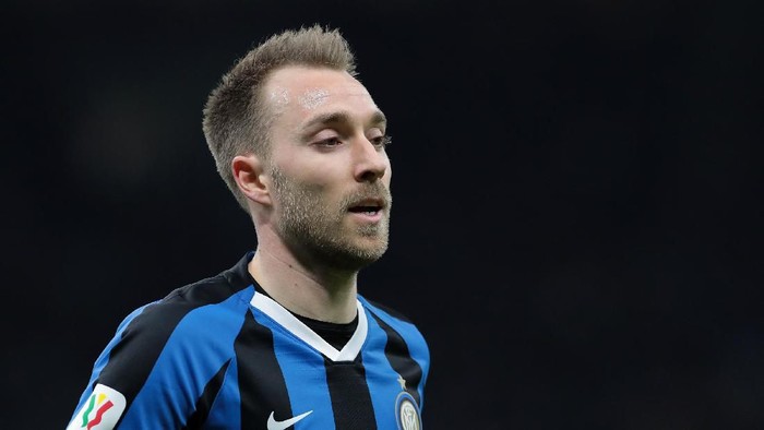 MILAN, ITALY - FEBRUARY 12:  Christian Eriksen of FC Internazionale looks on during the Coppa Italia Semi Final match between FC Internazionale and SSC Napoli at Stadio Giuseppe Meazza on February 12, 2020 in Milan, Italy.  (Photo by Emilio Andreoli/Getty Images)