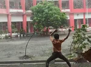 Gokil, Video Pelajar Avatar Asal Blitar Sedang Taklukkan Angin Viral