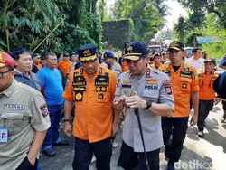 Kabasarnas Cek Langsung Pencarian Siswa SMPN 1 Turi yang Hanyut