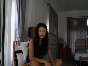 Liburan di Pantai Bali saat Pandemi, Kahi eks After School Minta Maaf