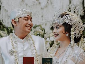 Tiwi eks T2 Bahagia Usai Nikah Lagi: Aku Bukan Seorang Lagi tapi Tiga Tiwi eks T2 Bahagia Usai Nikah Lagi: Aku Bukan Seorang Lagi tapi Tiga