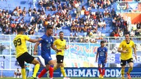 Arema juga menggelar laga ujicoba.
