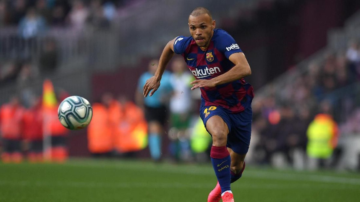Martin Braithwaite siap mengancam posisi Luis Suarez. (Foto: Alex Caparros / Getty Images)