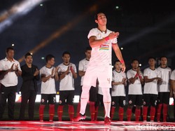 Tak lupa jersey-jersey yang akan dipakai oleh tim Persija Jakarta juga akan diperkenalkan dalam acara launching tim.