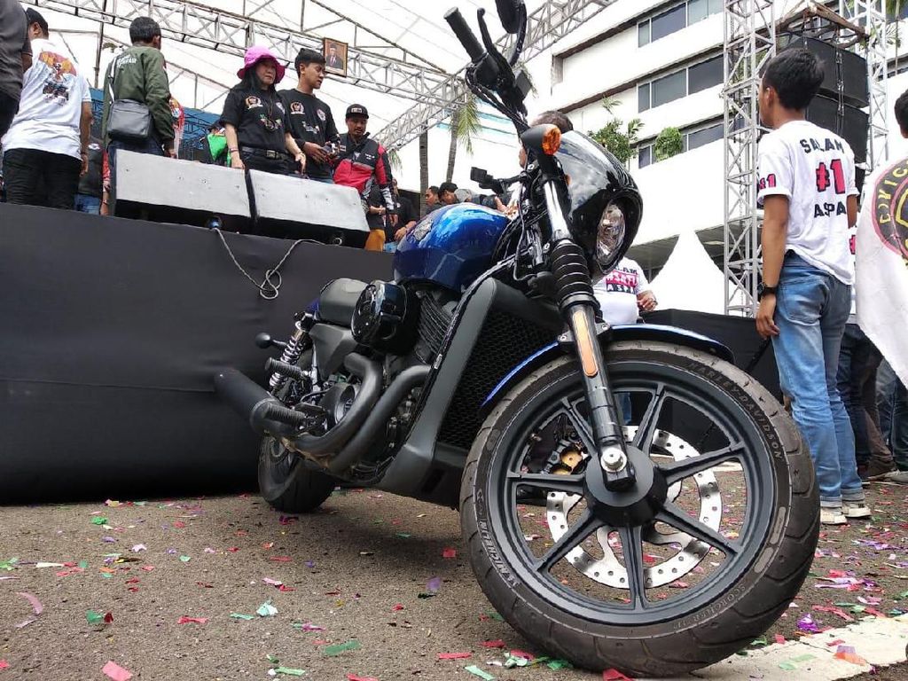 Lomba Cerdas Cermat di MPR, Berhadiah Moge Harley-Davidson Lomba Cerdas Cermat di MPR, Berhadiah Moge Harley-Davidson