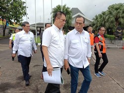 Laju Proyek Kereta Cepat JKT-BDG Terganggu, Menhub Cek ke Lokasi